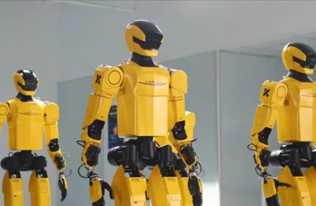 先于特斯拉,千臺(tái)訂單在手!又一國產(chǎn)人形機(jī)器人開啟規(guī)模量產(chǎn)